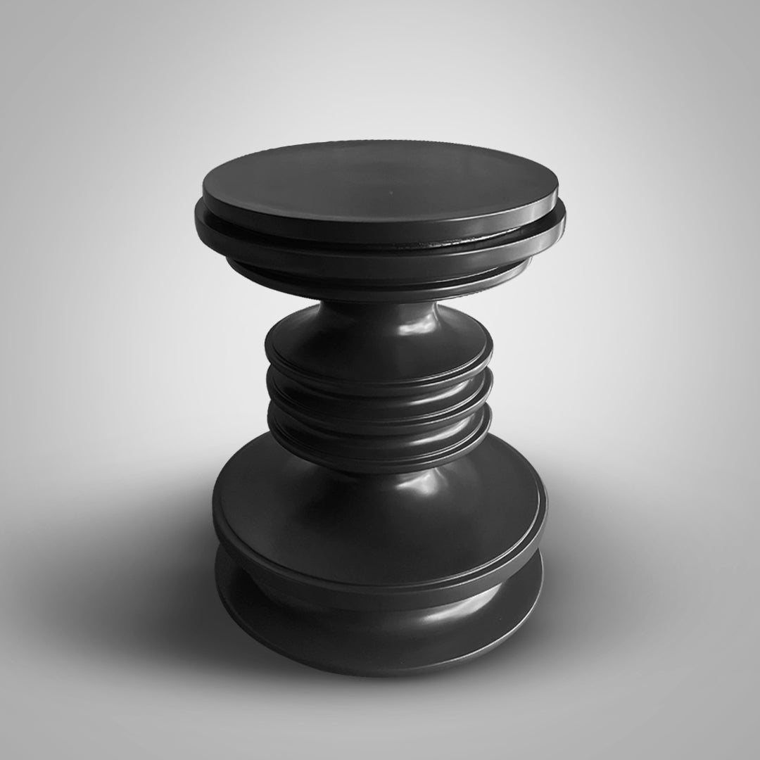 RX04 Stool
