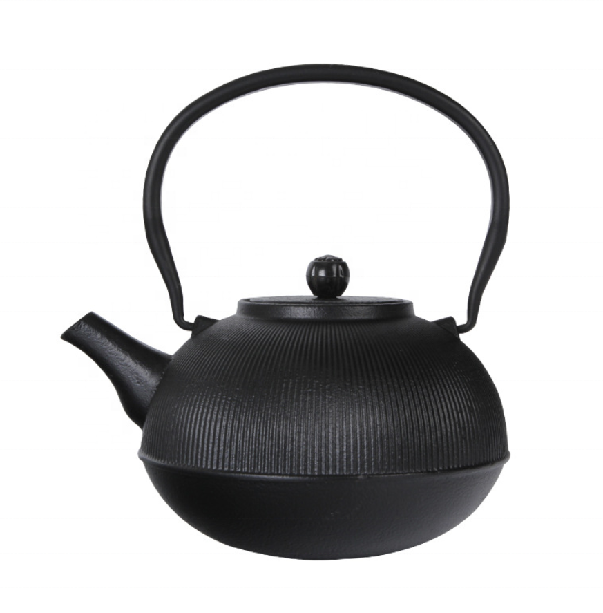 Japanische Teekanne aus Eisen