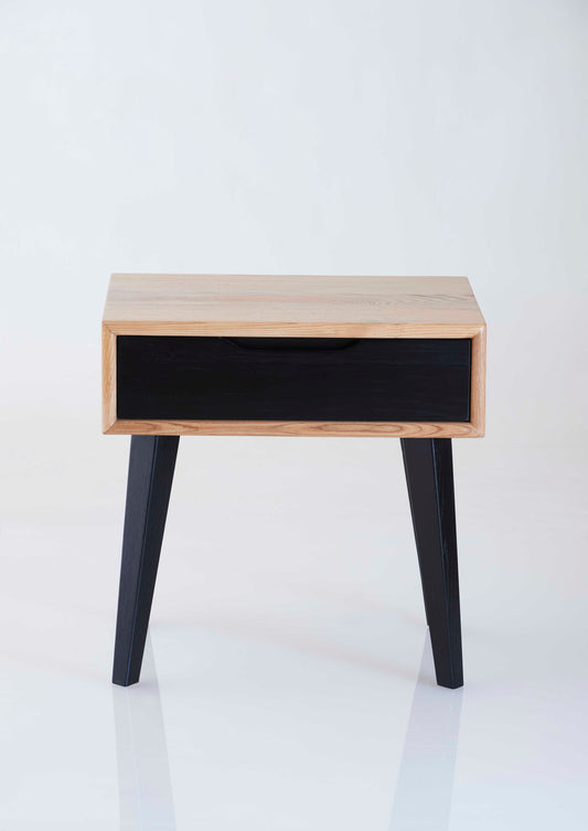 Nachttisch Paul